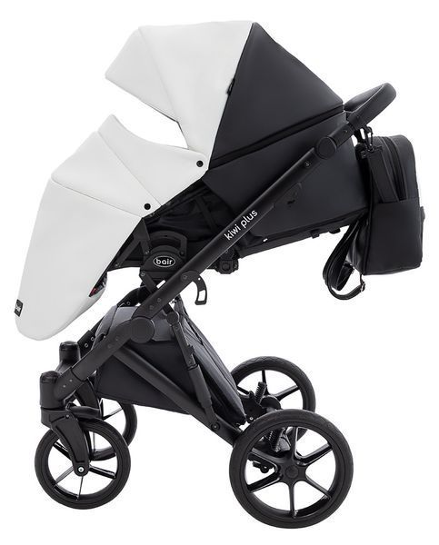 Коляска 2 в 1 Bair Kiwi Plus ECO BKP-51/15 белый / черный 680899 фото